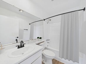 Keystone Apartments in Los Angeles, CA - Foto de edificio - Building Photo