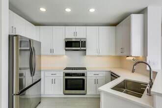 500 Throckmorton St, Unit 2708 in Fort Worth, TX - Building Photo - Building Photo