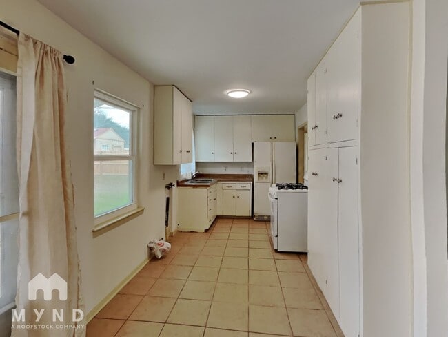 215 Shady Rill in San Antonio, TX - Building Photo - Building Photo