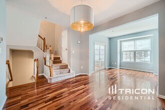 8007 Apple Valley Dr in Pasadena, MD - Building Photo - Building Photo