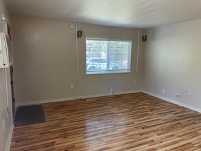 373 Rio Lindo Ave in Chico, CA - Building Photo - Building Photo