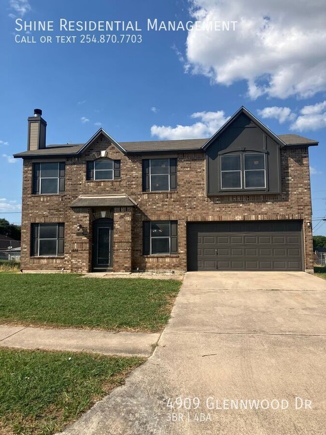 property at 4909 Glennwood Dr