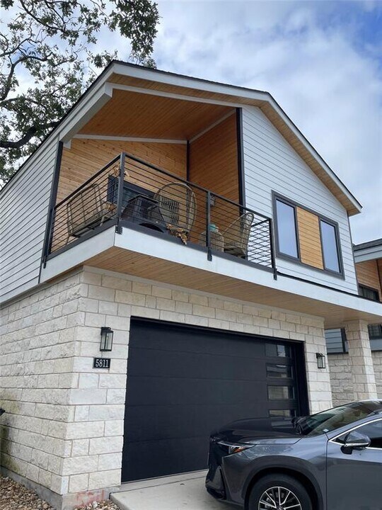 5708 Sutherlin Rd in Austin, TX - Building Photo