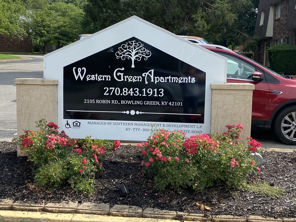 Western Green in Bowling Green, KY - Building Photo