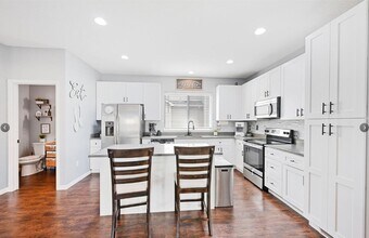 11250 Florence St-Unit -Florence - TH in Commerce City, CO - Foto de edificio - Building Photo