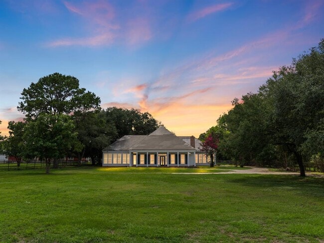 property at 5215 Skinner Ln