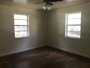 920 Success St in Gilmer, TX - Building Photo - Building Photo