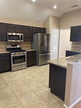 764 Summit Run in Lewisville, TX - Building Photo - Building Photo