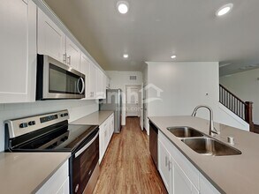 1810 Macchia Ave in North Las Vegas, NV - Building Photo - Building Photo