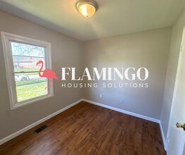 978 E Richard Dr in Xenia, OH - Building Photo - Building Photo