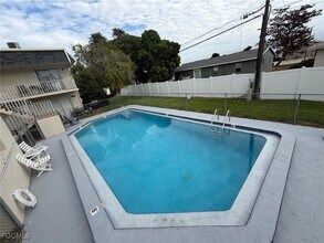 4923 Vincennes Ct in Cape Coral, FL - Building Photo - Building Photo