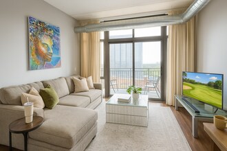 212 E Cullerton St, Unit 1101 in Chicago, IL - Foto de edificio - Building Photo