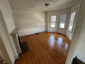 525 Averill Ave in Rochester, NY - Building Photo - Building Photo