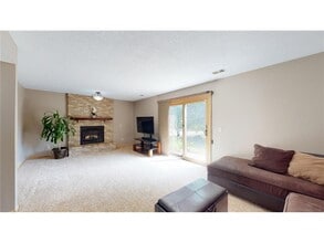 2079 Woodbridge Way in Woodbury, MN - Building Photo - Building Photo