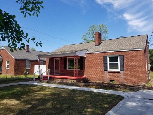 1703 Peachtree St in Goldsboro, NC - Building Photo - Building Photo