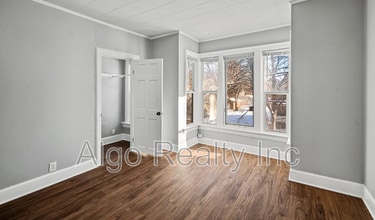 861 Marion St in St. Paul, MN - Foto de edificio - Building Photo