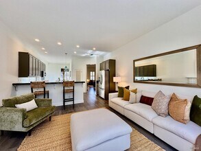 917 Signorelli Cir in St Helena, CA - Building Photo - Building Photo