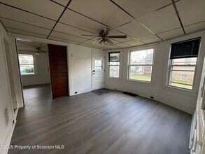 1531 33 Washburn St in Scranton, PA - Building Photo - Building Photo