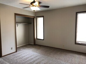 13311 S 26th Ave in Bellevue, NE - Building Photo - Building Photo