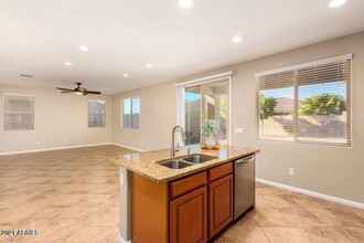 3856 E Narrowleaf Dr in Gilbert, AZ - Building Photo - Building Photo