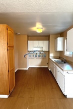 4747-4747 W 160th St in Lawndale, CA - Building Photo - Building Photo