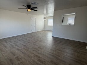 1762 Willis St in Redding, CA - Building Photo - Building Photo