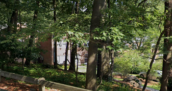 517 Vfw Pky, Unit 1 in Chestnut Hill, MA - Building Photo