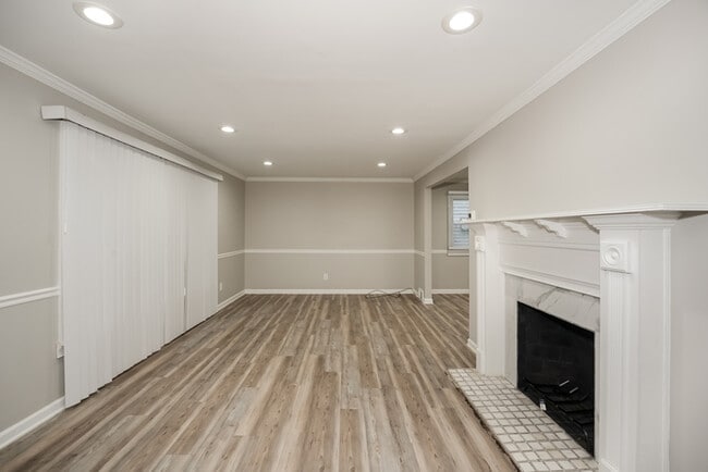 3709 Monticello Blvd in Cleveland Heights, OH - Building Photo - Building Photo