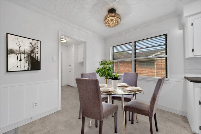 property at 9411 Roos Rd