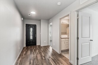 73 W Waukesha St in Meridian, ID - Foto de edificio - Building Photo
