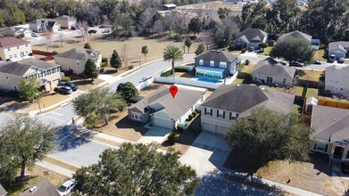 24359 SW 11th Rd in Newberry, FL - Building Photo - Building Photo