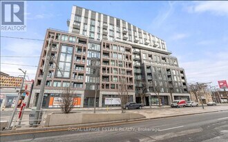1808 St Clair Ave W in Toronto, ON - Building Photo