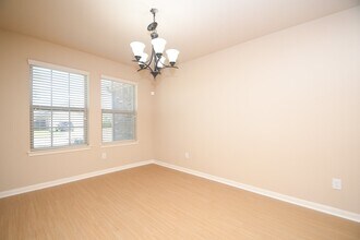 10015 Bitternut Hickory Ln in Tomball, TX - Building Photo - Building Photo