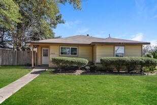 2147 Frey Rd in Houston, TX - Building Photo