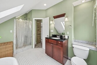 3610 Dupont Ave N in Minneapolis, MN - Foto de edificio - Building Photo