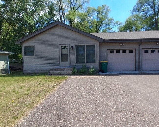 property at 814 Wisconsin St