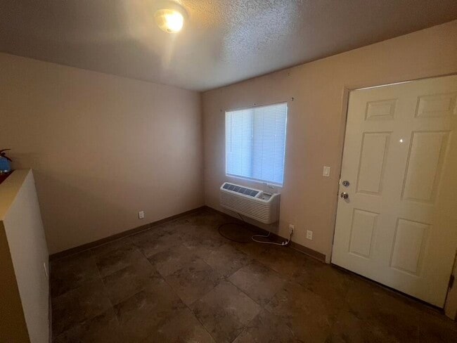 502 U.S. Rte 66 in Moriarty, NM - Building Photo - Building Photo