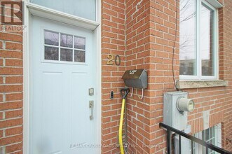 20 Brick Ct in Toronto, ON - Building Photo - Building Photo