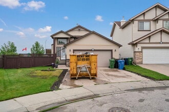 182 Panatella Cir NW in Calgary, AB - Building Photo - Building Photo