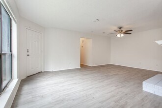 1242 Misty Ln in Duncanville, TX - Building Photo - Building Photo