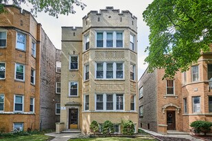 6330 N Rockwell St in Chicago, IL - Building Photo