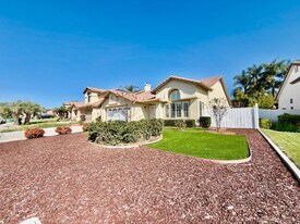 25100 Calle Viejo in Murrieta, CA - Building Photo