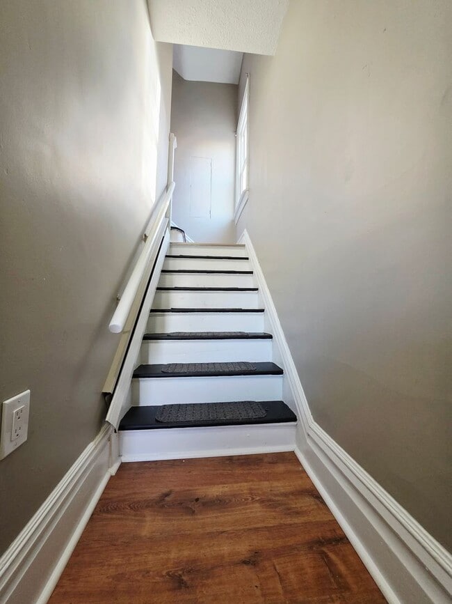 20 Walnut St in Crafton, PA - Building Photo - Building Photo