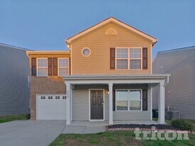 2688 Mcintosh St, Unit 01-318 in Dallas, NC - Building Photo