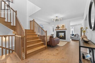 52 Big Dipper St in Ottawa, ON - Building Photo - Building Photo