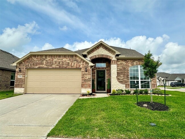 property at 5340 Camerford Ct