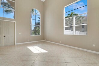 6325 Spring Lake Terrace in Fort Pierce, FL - Building Photo - Building Photo