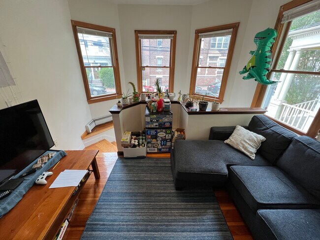 90 Hancock St, Unit 1