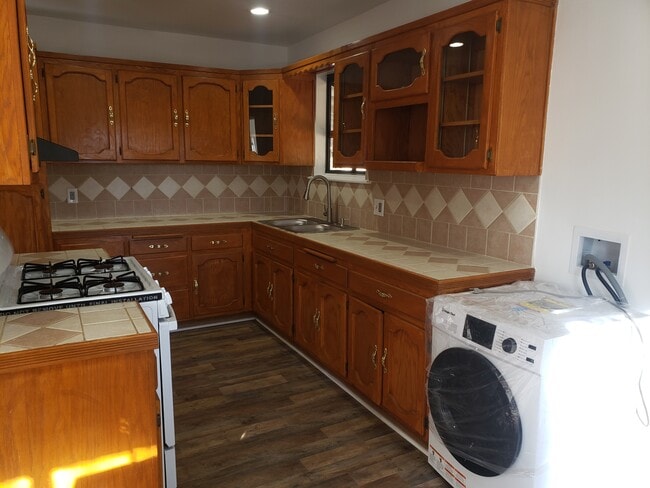 12818 Woodcock Ave in Los Angeles, CA - Building Photo - Building Photo