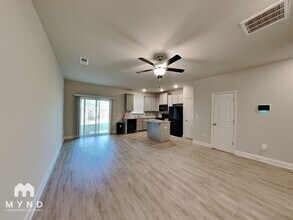 3417 Sumersbe court in South Fulton, GA - Foto de edificio - Building Photo